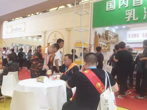 参加2019年第22届中国国际焙烤展，花帝人收获颇丰——加深了与客户的友谊，了解了市场，发现了不足，明确了方向。